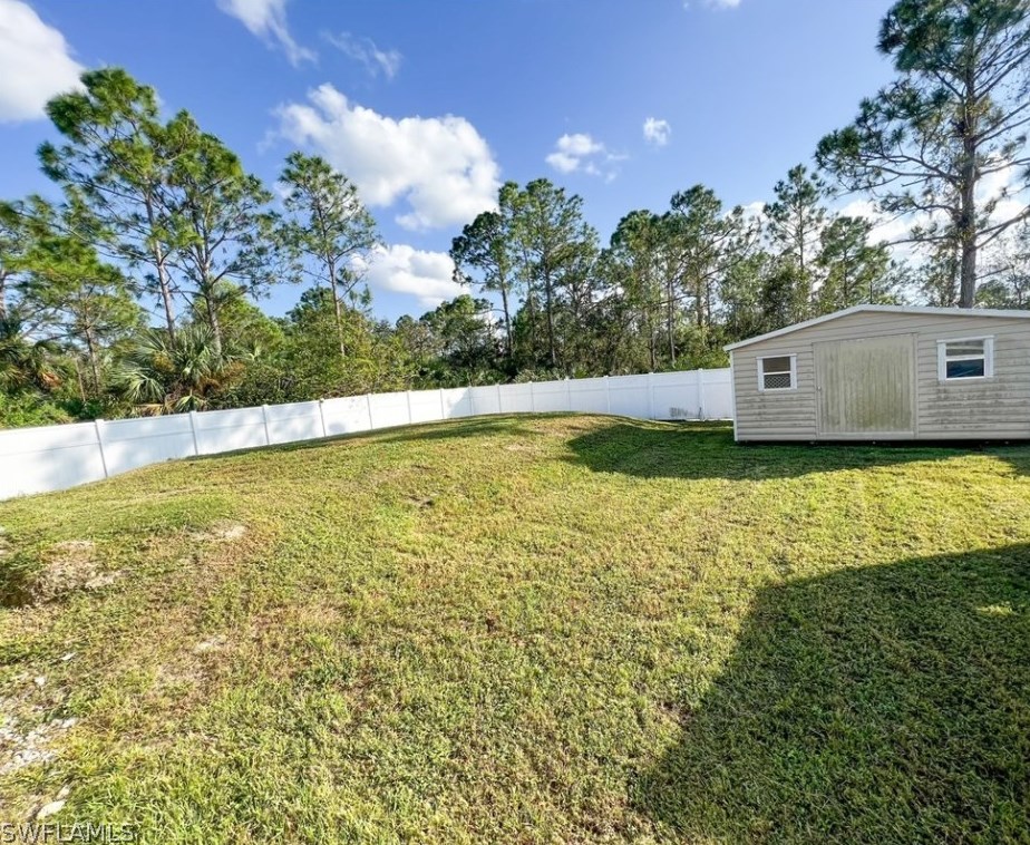 20630 Charles St, Alva FL  33920-3809 exterior