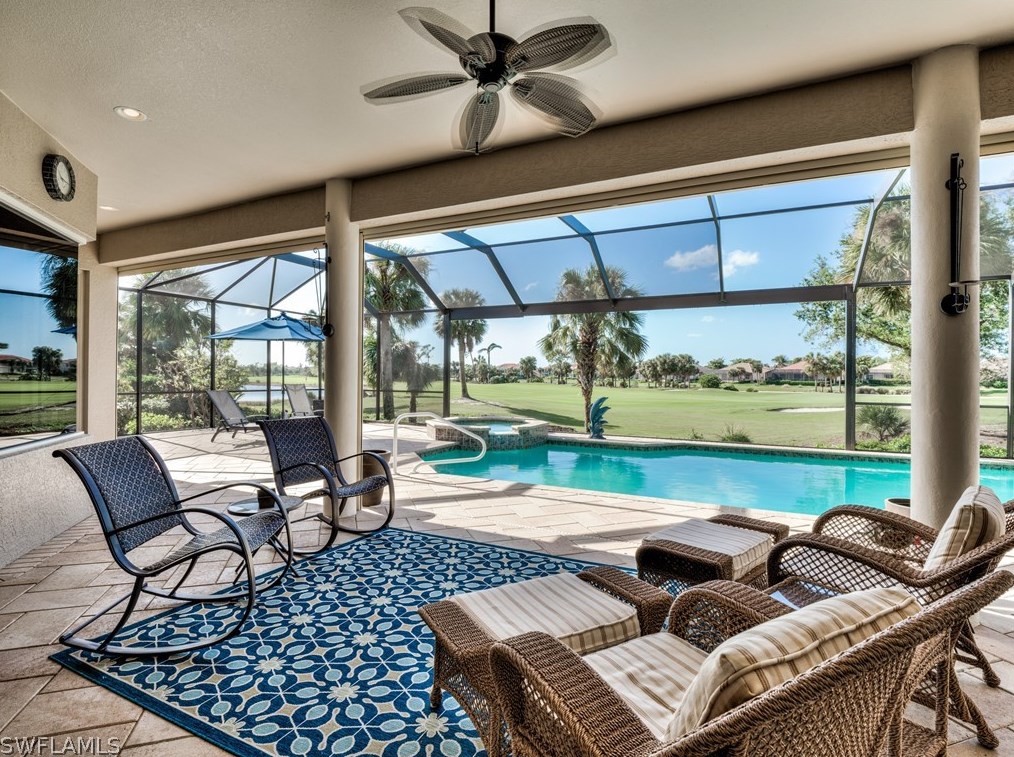 8853 New Castle Dr, Fort Myers FL 33908-5657 exterior