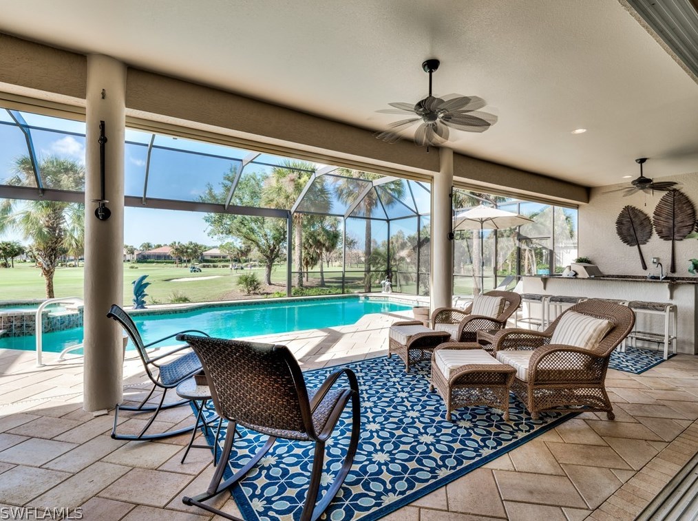 8853 New Castle Dr, Fort Myers FL 33908-5657 exterior