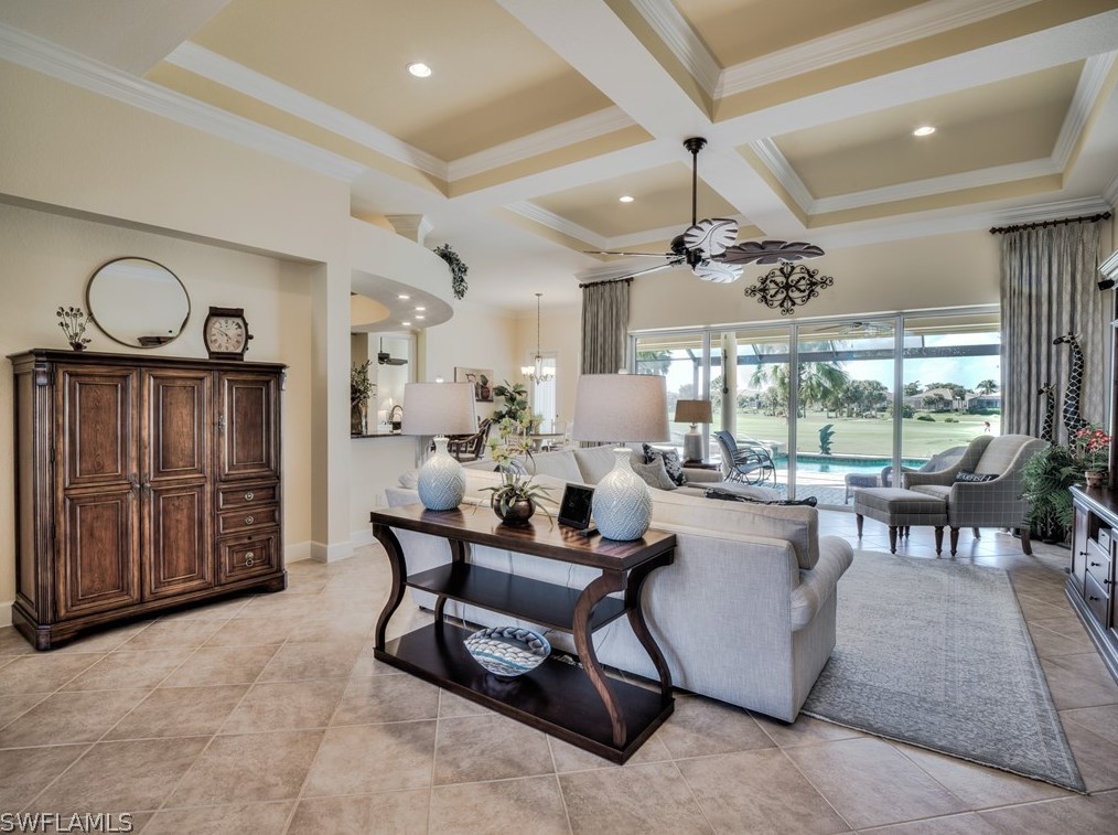 8853 New Castle Dr, Fort Myers FL 33908-5657 exterior