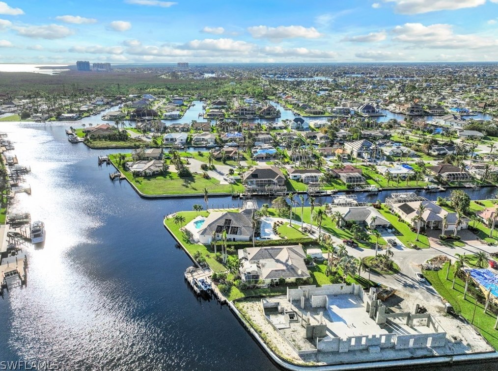 5346 Bayview Ct, Cape Coral, FL 33904-5815