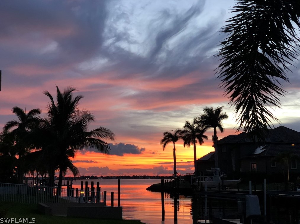 799 Cape View Dr, Fort Myers, FL 33919-6004