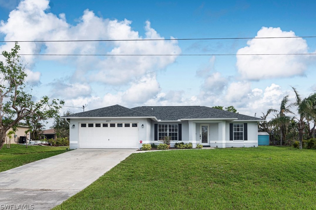 2807 29th Pl, Cape Coral, FL 33914-3883