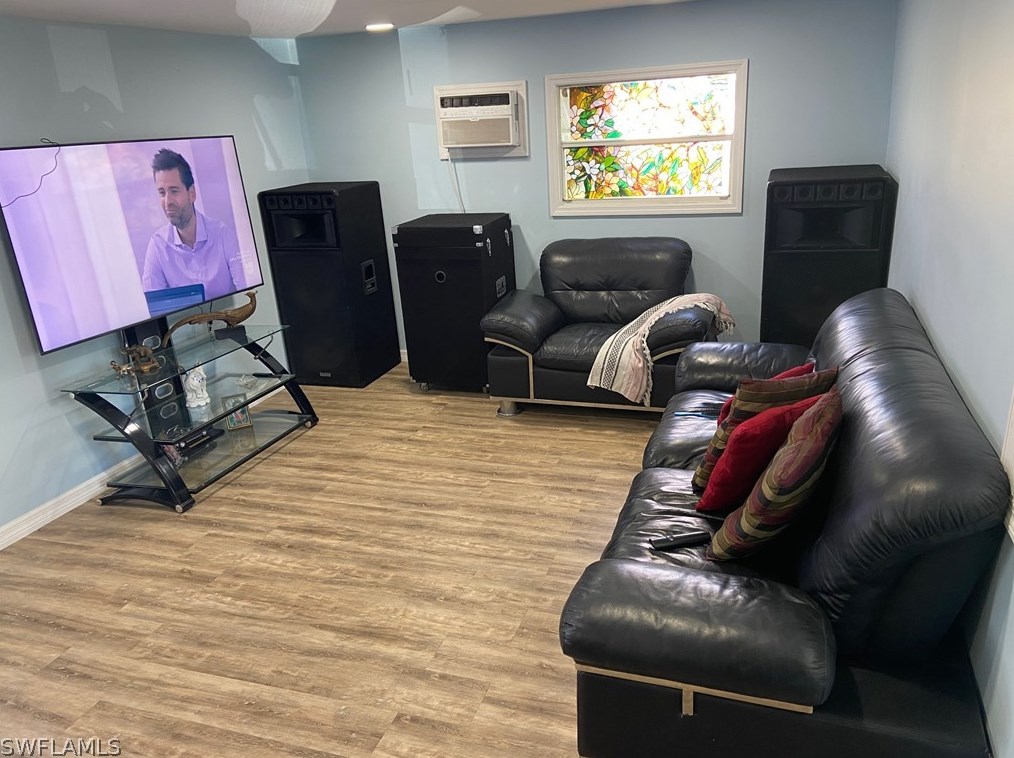 8146 Ebson Dr, Fort Myers FL  33917-6258 exterior