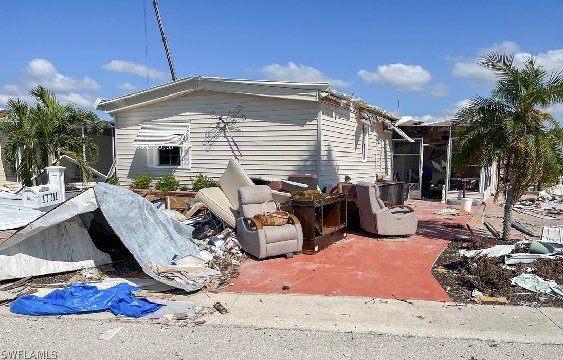 17711 Peppard Dr, Fort Myers Beach, FL 33931