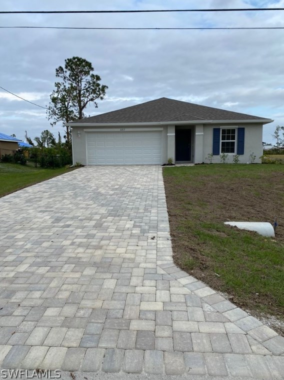 2213 Ne 33rd St, Cape Coral, FL 33909