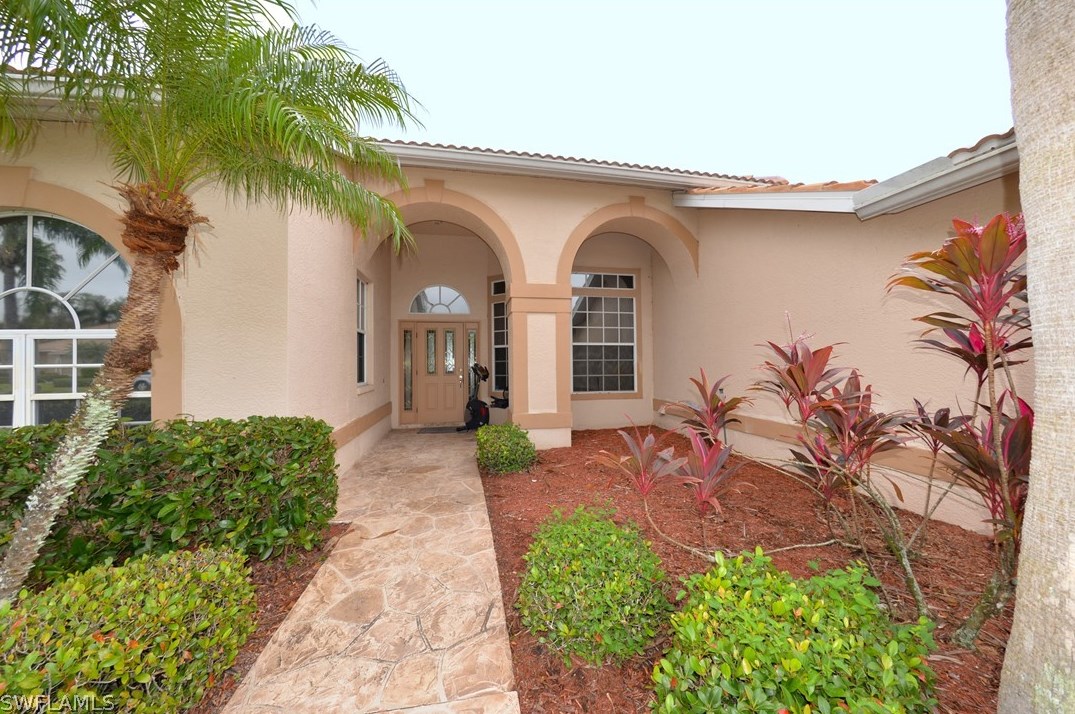 10525 Wine Palm Rd, Fort Myers, FL 33966-5757