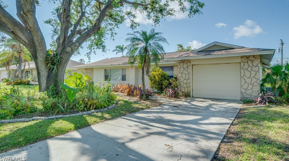 3832 Se 2nd Pl, Cape Coral, FL 33904