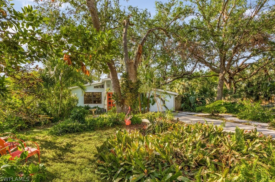 1736 Maple Ave, Fort Myers, FL 33901-6015