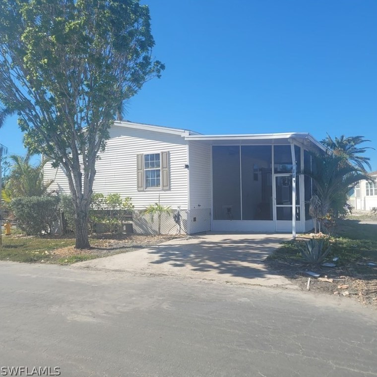 111 Blackbeard Way, Fort Myers Beach, FL 33931