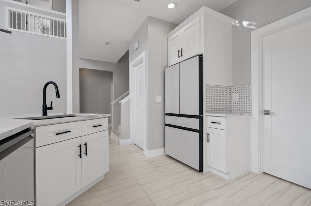 15381 Briarcrest Cir, Fort Myers FL  33912-6398 exterior