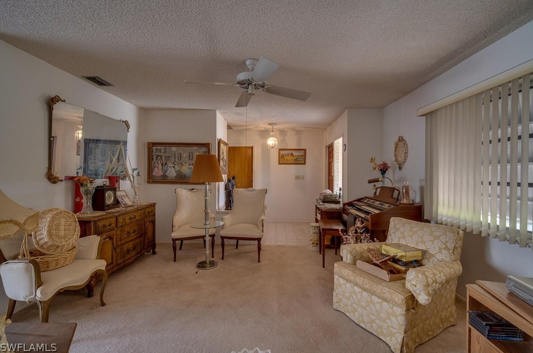 1 Fairview Ct, Fort Myers, FL 33905-2809