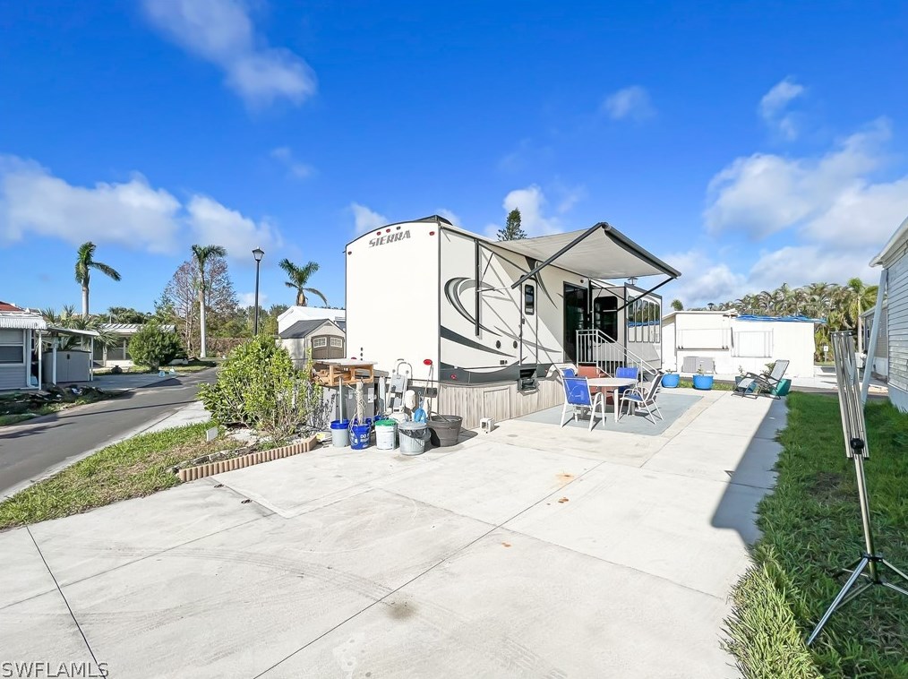 11761 Cardiff Dr, Fort Myers, FL 33908-8232