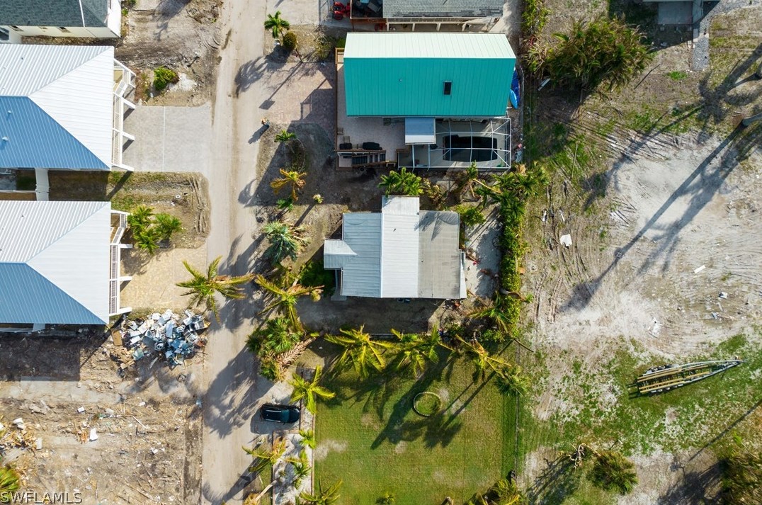 251 Pearl St, Fort Myers Beach, FL 33931