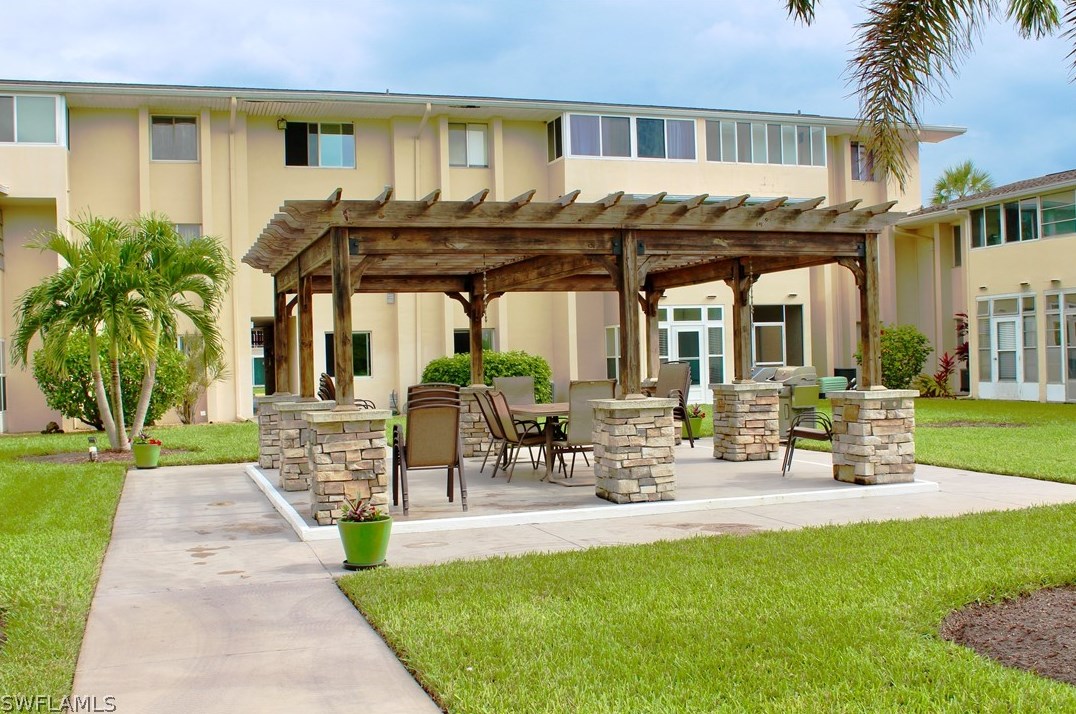 331 Joel Blvd ##312, Lehigh Acres, FL 33936