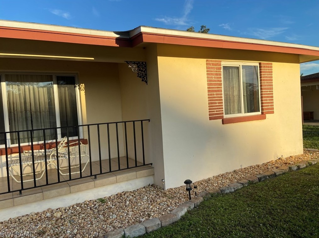 2949 Calvin Blvd, Fort Myers, FL 33901-6134