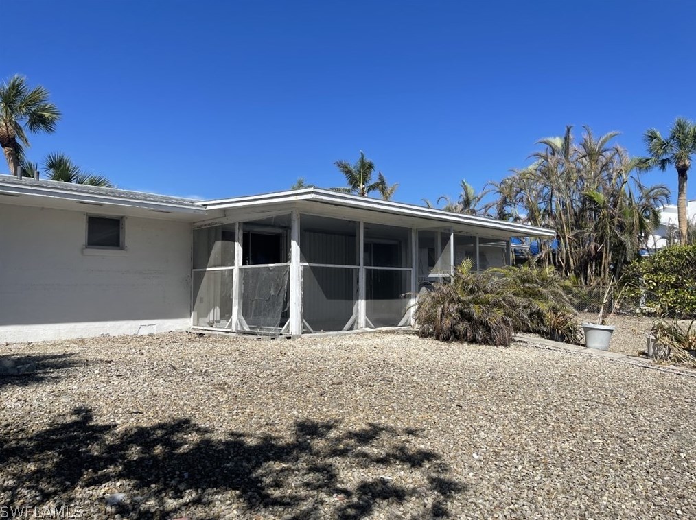 350 Donora Blvd, Fort Myers Beach, FL 33931