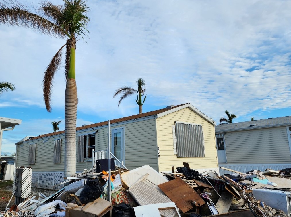 130 Cortez Way, Fort Myers Beach, FL 33931