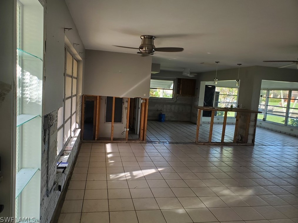 5215 Stratford Ct, Cape Coral, FL 33904-5873