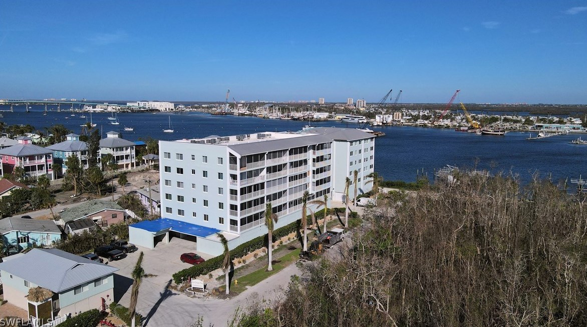345 Mango St #205, Fort Myers Beach, FL 33931