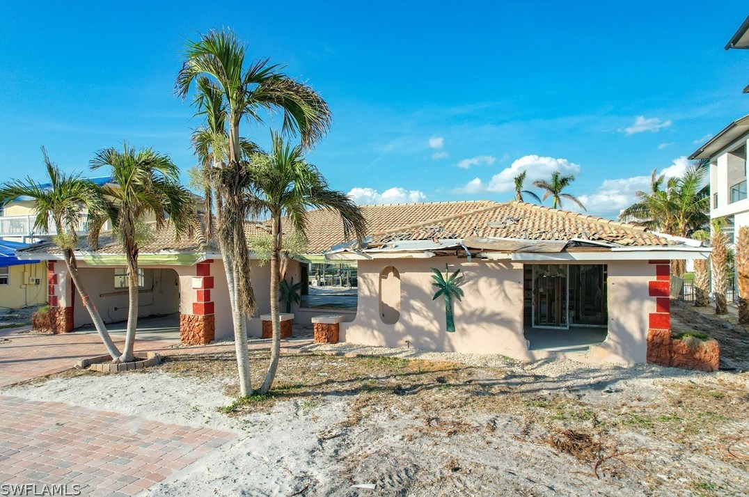 8223 Estero Blvd, Fort Myers Beach, FL 33931