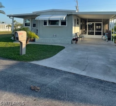 3110 Saturn Cir, Fort Myers, FL 33903-2199