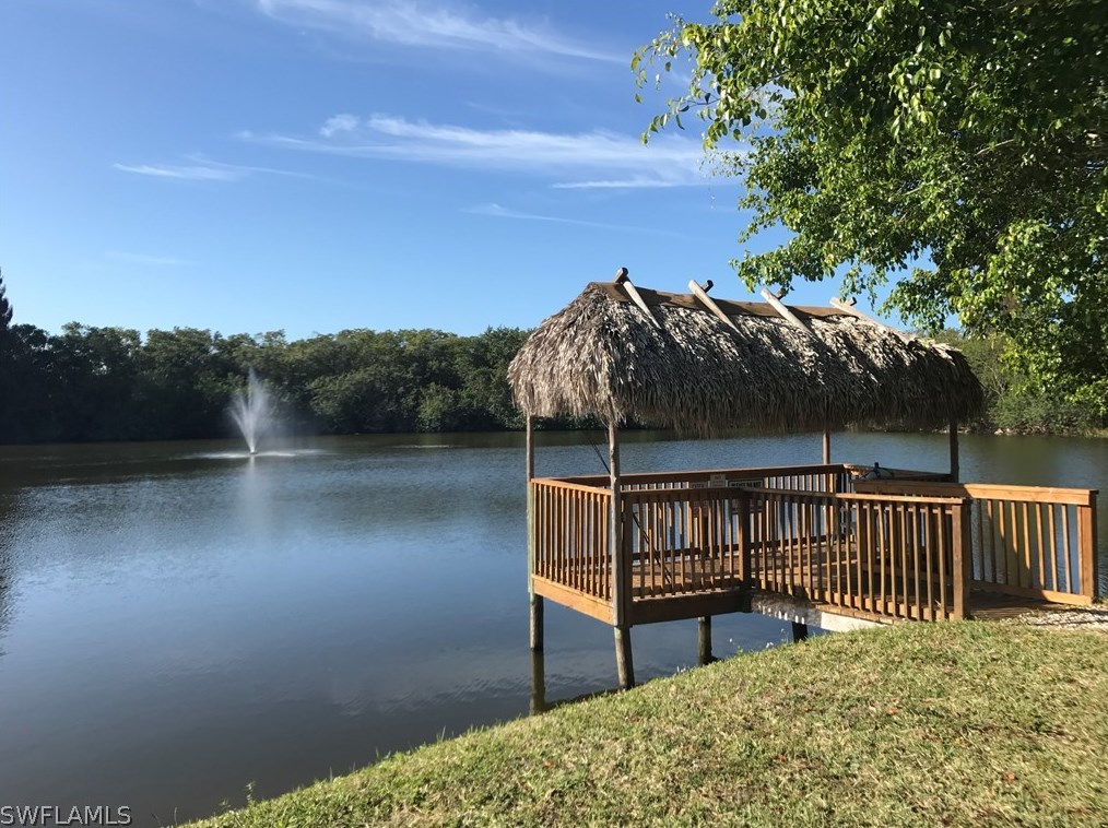 7030 Cobiac Dr, Saint James City, FL 33956