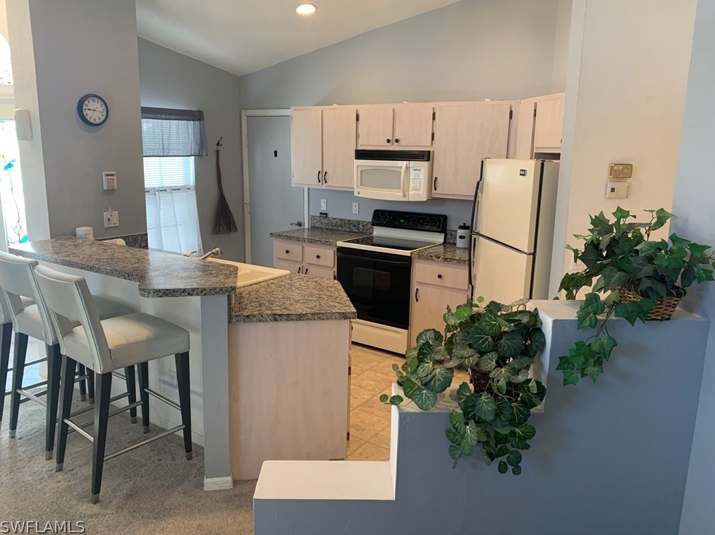 17735 Acacia Dr, Fort Myers, FL 33917