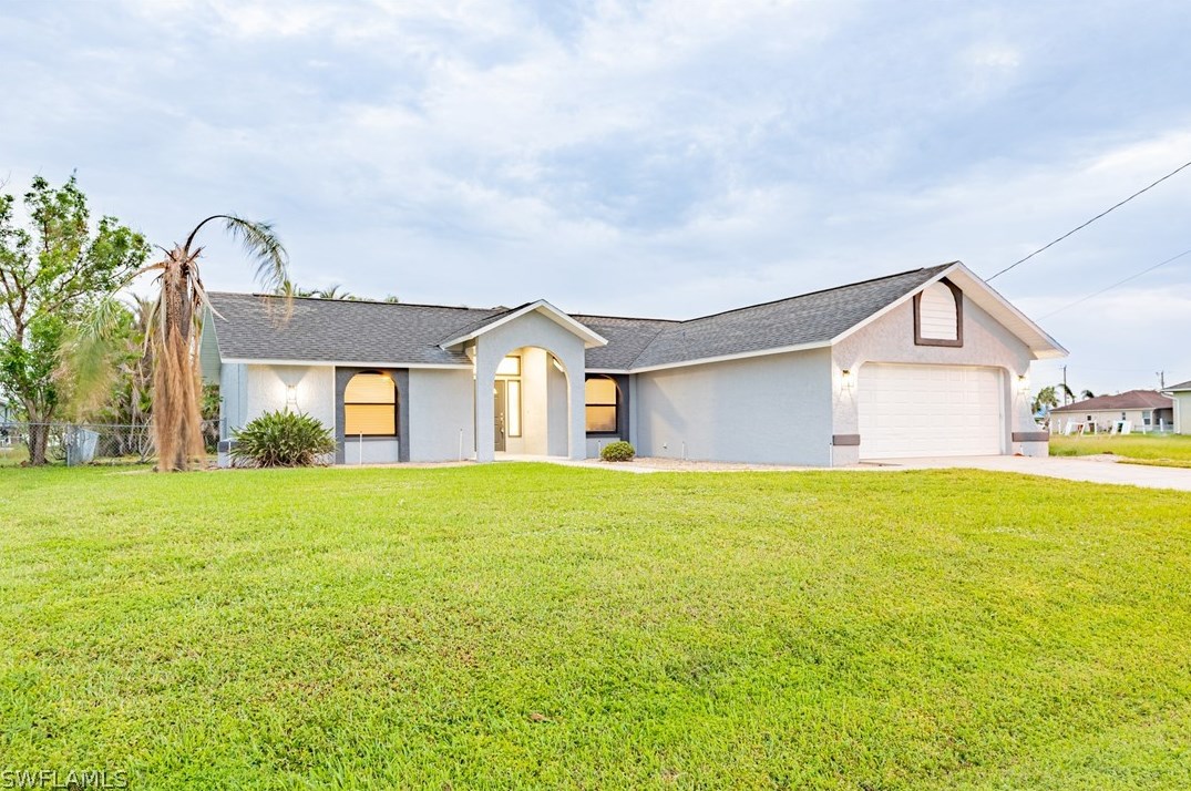 1503 Mohawk Pkwy, Cape Coral, FL 33914-5660