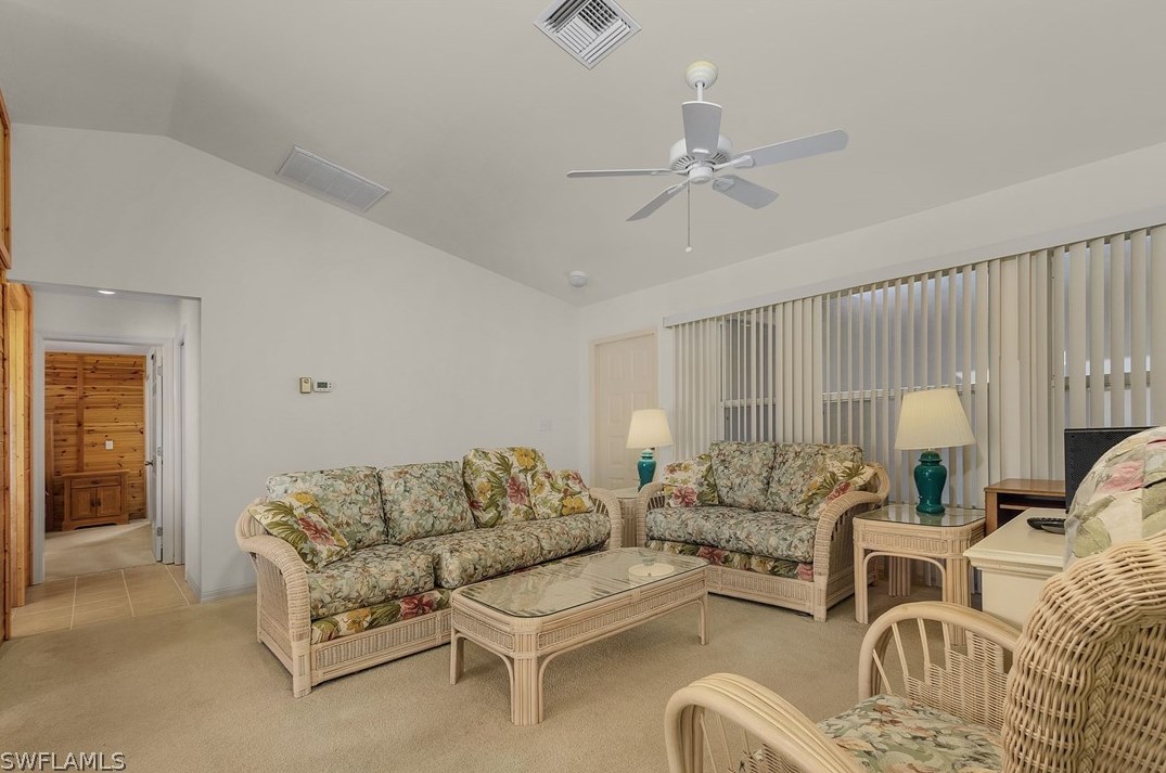 1427 8th Ave, Cape Coral, FL 33990-2161