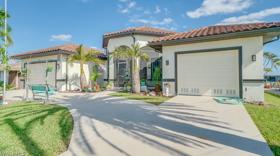 5371 Colonade Ct, Cape Coral, FL 33904-5858