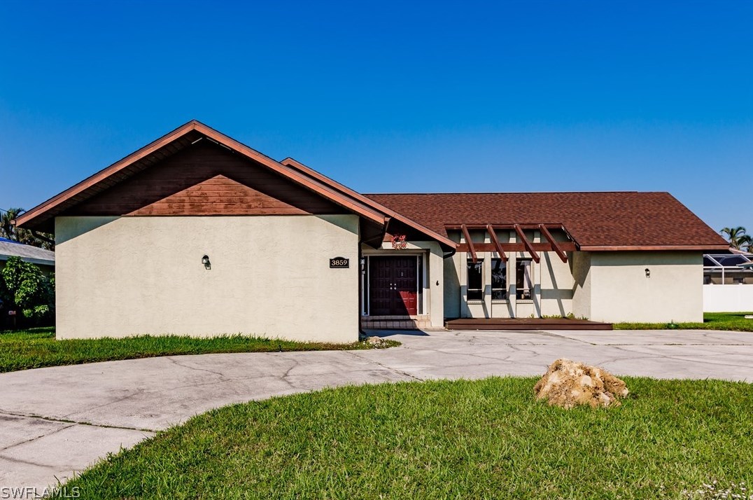3859 7th Pl, Cape Coral, FL 33914-3308