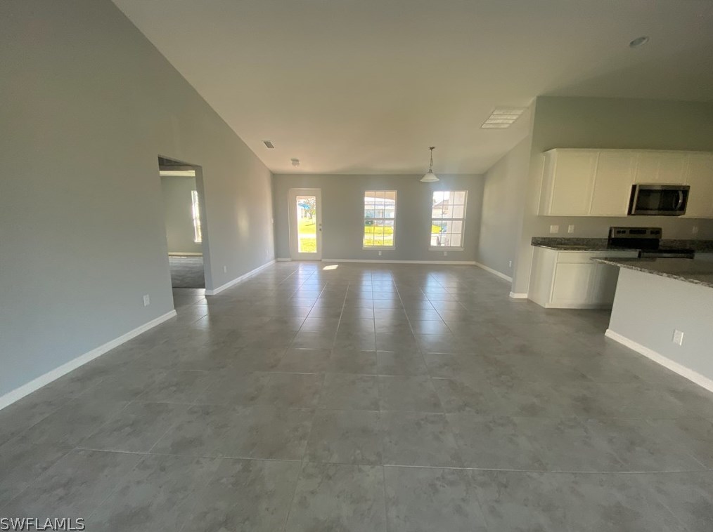1700 Ne 6th Ave, Cape Coral, FL 33909