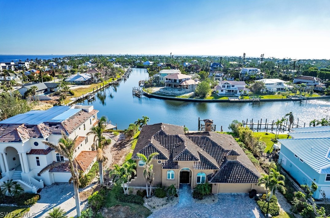869 Limpet Dr, Sanibel, FL 33957