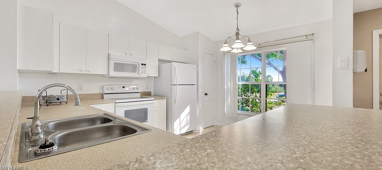 509 23rd St, Cape Coral, FL 33993-4024