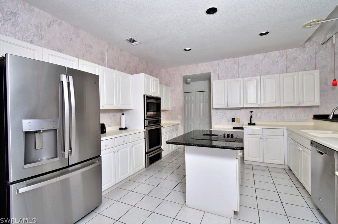 5090 Key Largo Cir, Punta Gorda FL  33955-4617 exterior