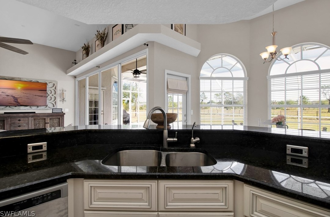 6324 Swiss Blvd, Punta Gorda FL  33982-2127 exterior