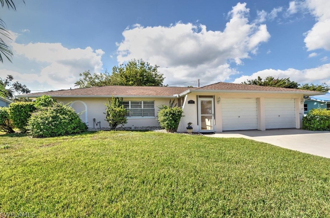 7171 Bucknell Dr, Fort Myers, FL 33908-2203