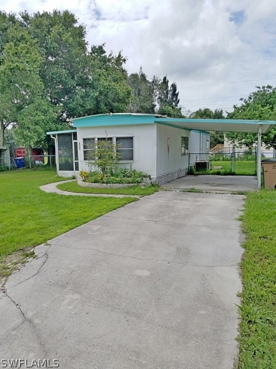 4920 Mars St, Fort Myers, FL 33905