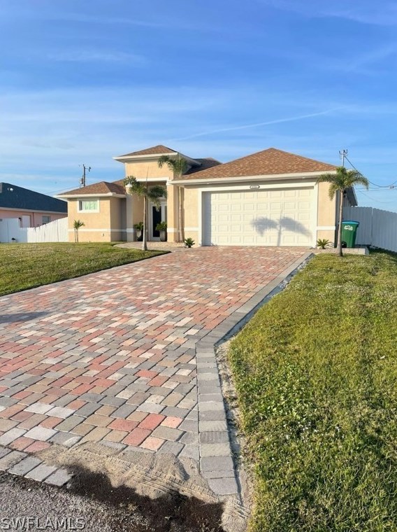 1723 13th St, Cape Coral, FL 33909-1639