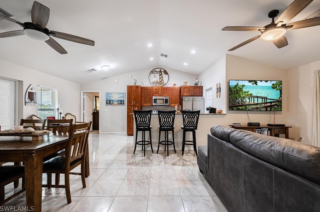 2029 Detroit Dr, Labelle FL  33935-5396 exterior