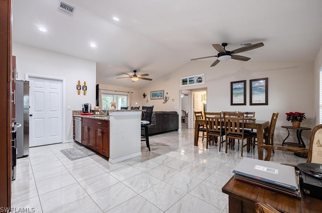 2029 Detroit Dr, Labelle FL  33935-5396 exterior