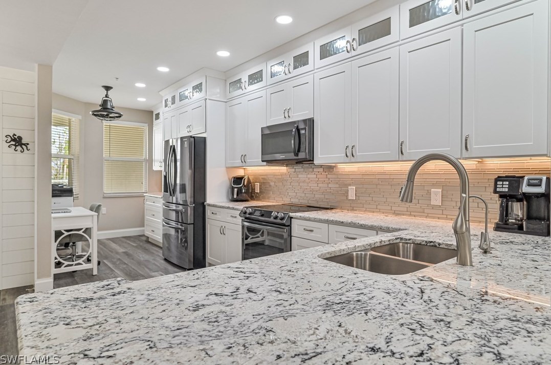 11041 Gulf Reflections Dr, Fort Myers, FL 33908-8520