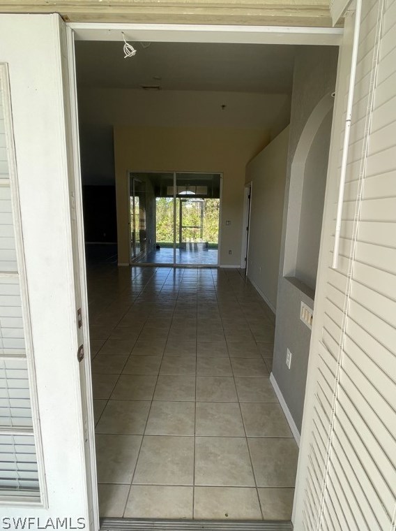65 Wilmington Pkwy, Cape Coral, FL 33993