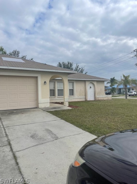 727 8th Pl, Cape Coral FL  33990-1250 exterior