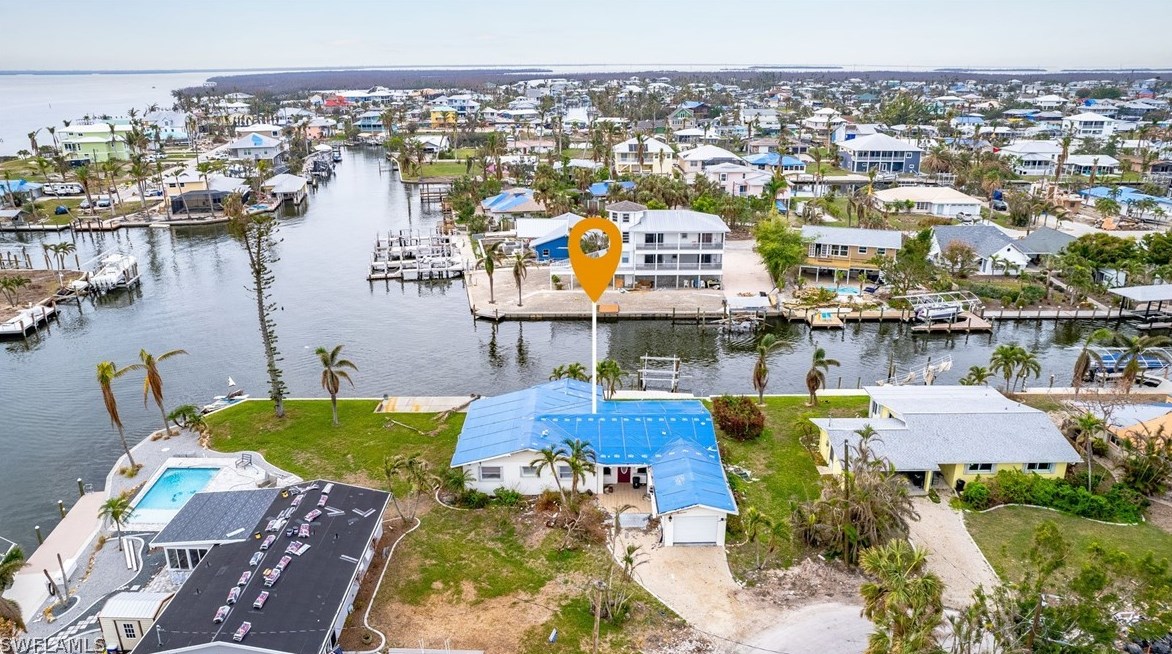 2191 Banana St, Saint James City, FL 33956