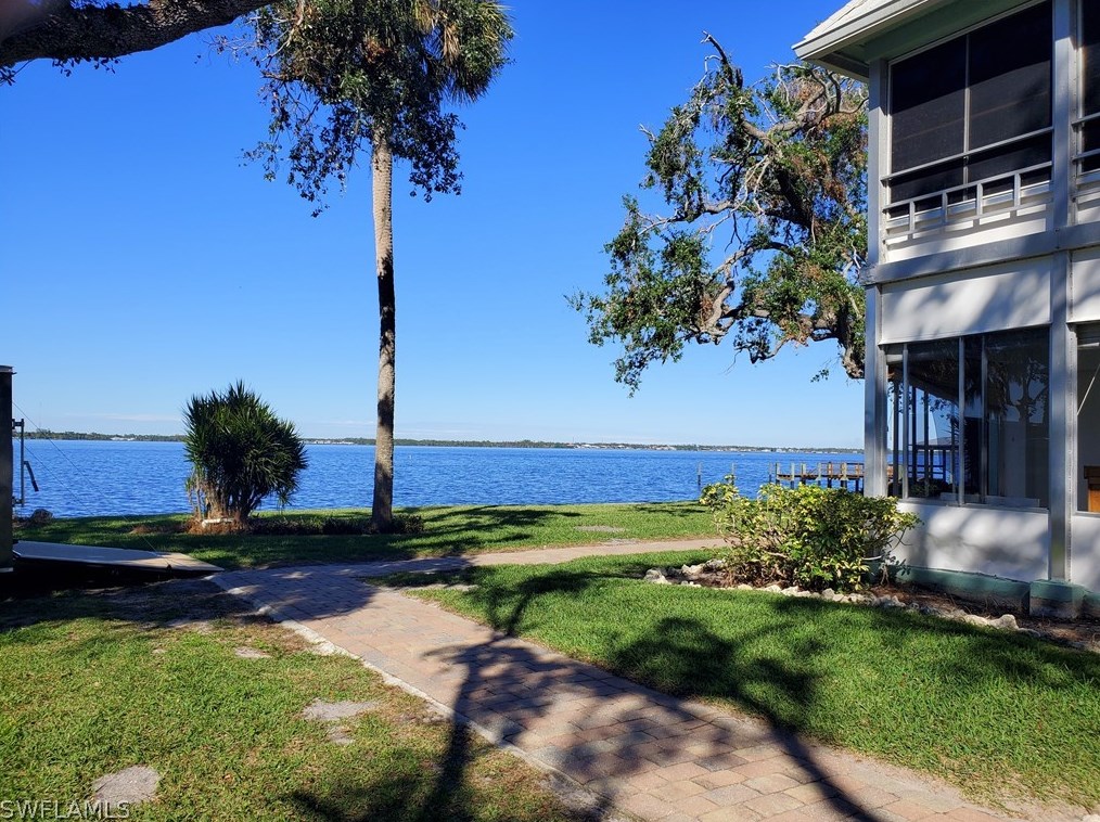 3225 E Riverside Dr #56e, Fort Myers, FL 33916