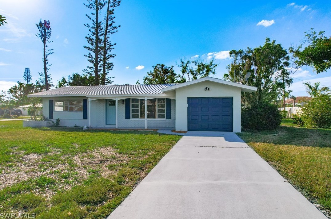 4326 1st Ave, Cape Coral, FL 33904-8346