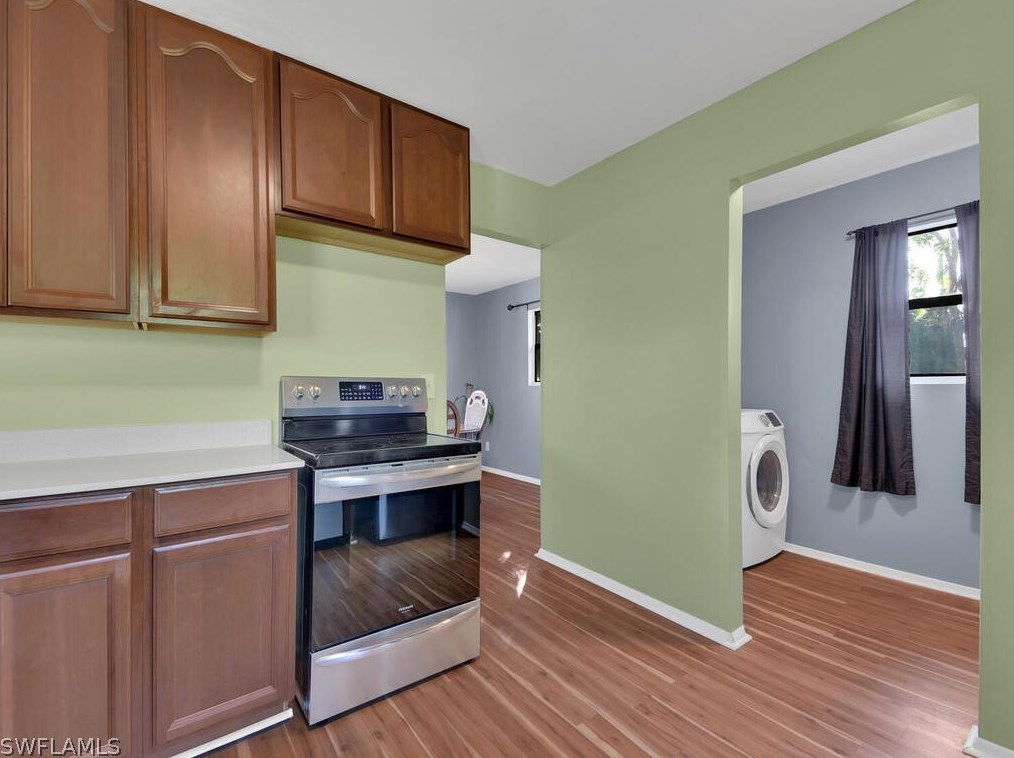 7563 Captiva Blvd, Fort Myers FL  33967-6121 exterior