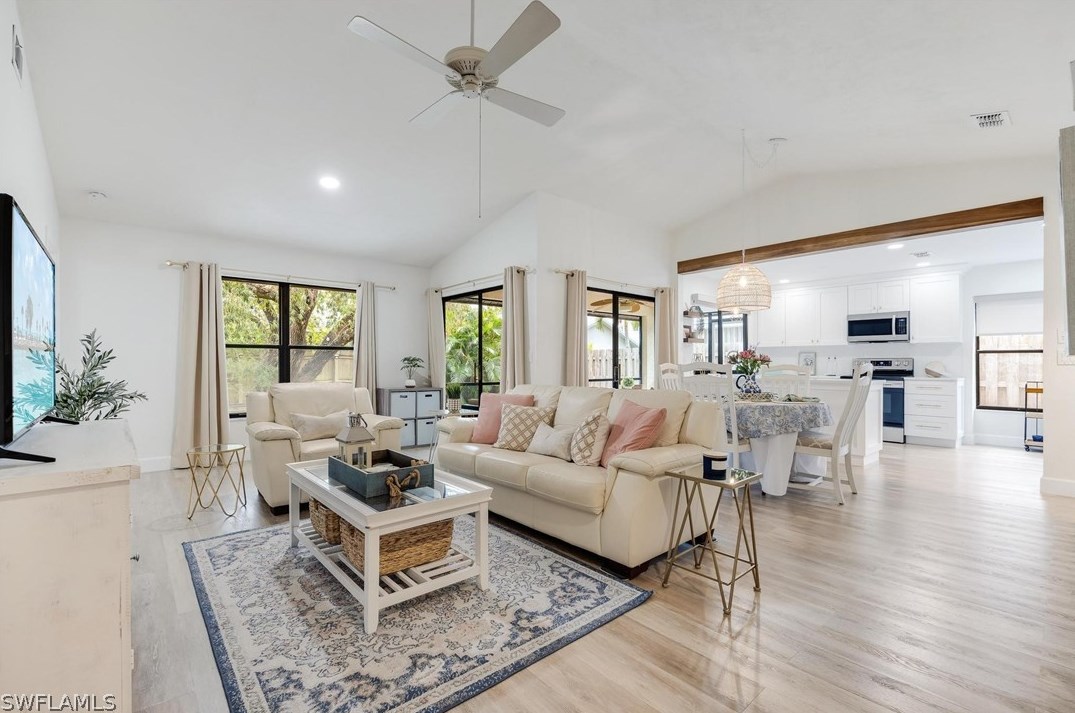 9851 Wildginger Dr, Fort Myers, FL 33919-4928